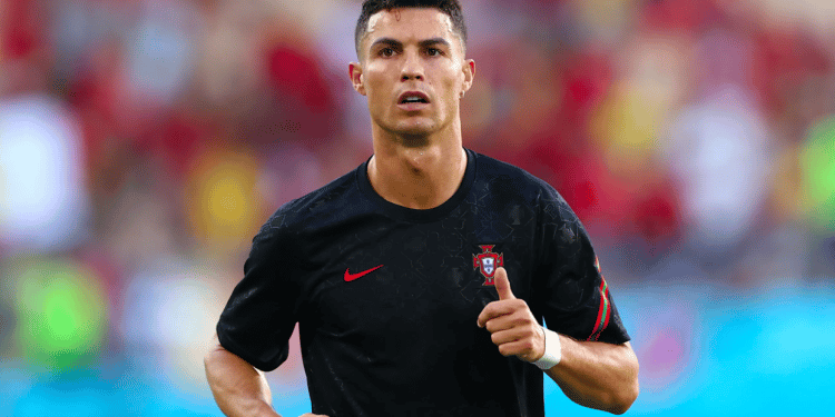 Cristiano Ronaldo (CR7) : footballeur international portugais et attaquant à Manchester United