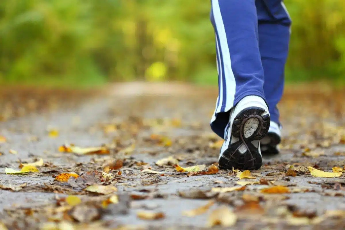 Marcher pour sa santé combien de pas faut-il faire par jour