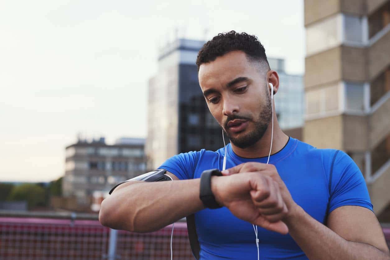 Montre connectée sportifs