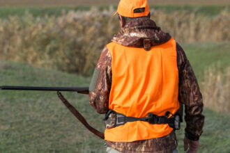 Veste de chasse pour battue, affût ou approche : laquelle privilégier ?